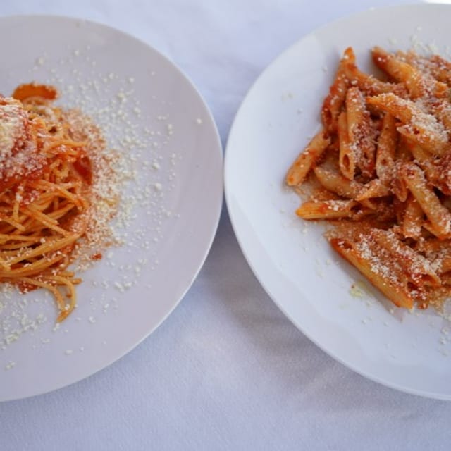 Spaghetti or Penne al Sugo di Pomodoro.