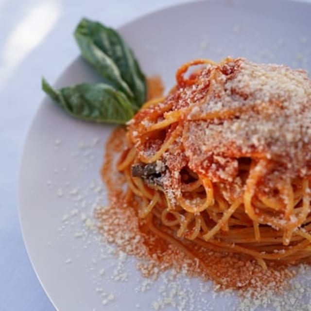 Spaghetti al Sugo di Pomodoro.